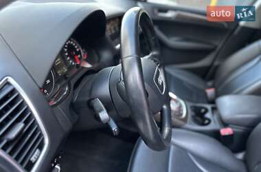 Внедорожник / Кроссовер Audi Q5 2015 в 