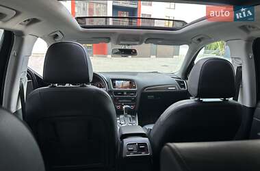 Внедорожник / Кроссовер Audi Q5 2015 в 
