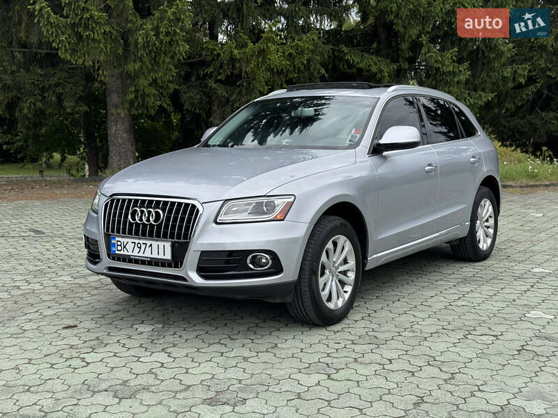 Внедорожник / Кроссовер Audi Q5 2015 в 
