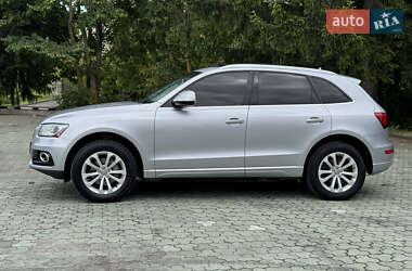 Внедорожник / Кроссовер Audi Q5 2015 в 