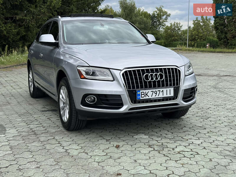 Внедорожник / Кроссовер Audi Q5 2015 в Дубно