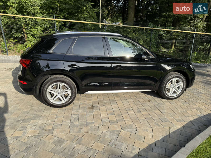 Внедорожник / Кроссовер Audi Q5 2018 в Львове