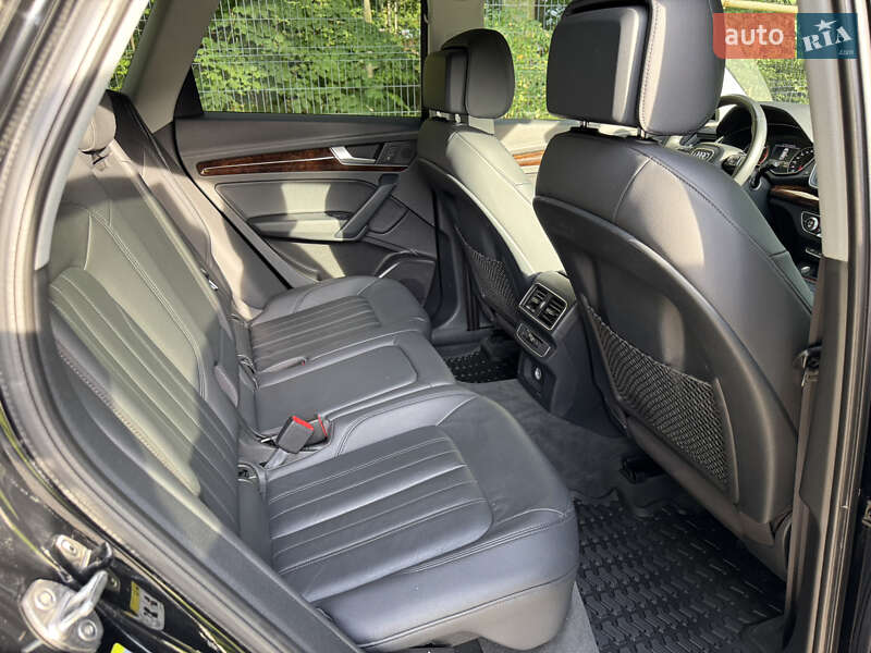 Внедорожник / Кроссовер Audi Q5 2018 в Львове