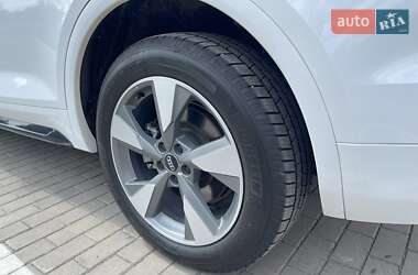 Внедорожник / Кроссовер Audi Q5 2020 в 