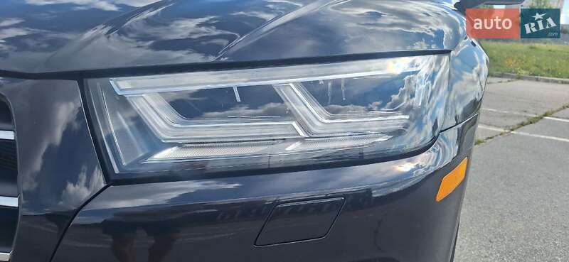 Внедорожник / Кроссовер Audi Q5 2020 в Харькове