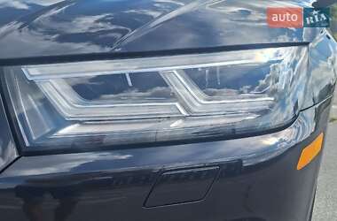 Внедорожник / Кроссовер Audi Q5 2020 в 