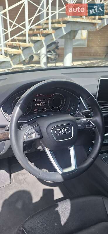 Внедорожник / Кроссовер Audi Q5 2020 в Харькове