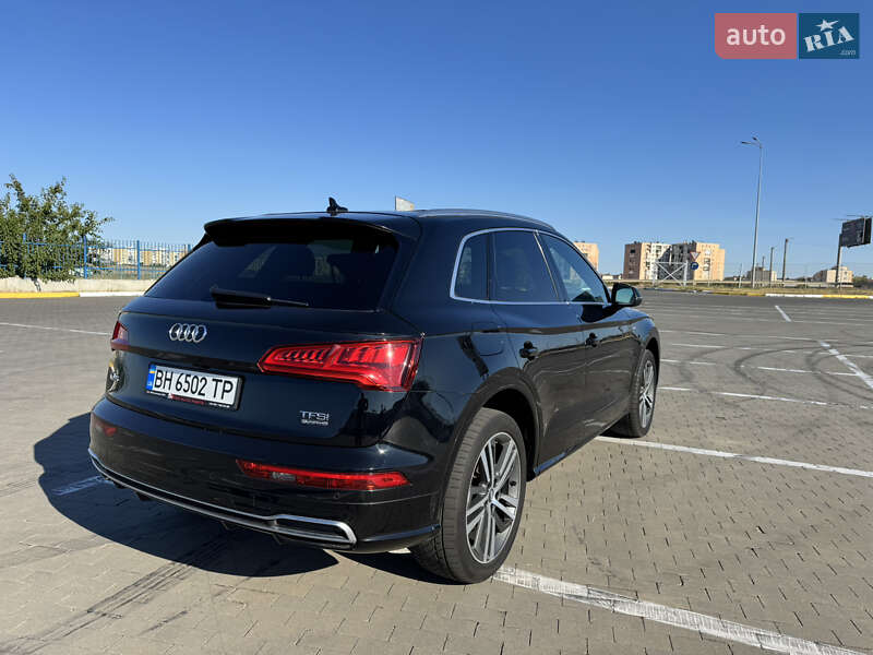 Внедорожник / Кроссовер Audi Q5 2017 в Одессе
