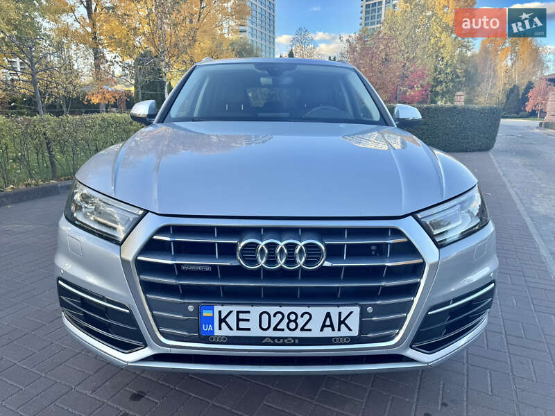 Внедорожник / Кроссовер Audi Q5 2017 в Днепре