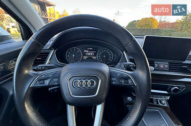 Позашляховик / Кросовер Audi Q5 2017 в 