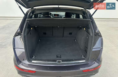 Внедорожник / Кроссовер Audi Q5 2012 в 