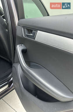 Внедорожник / Кроссовер Audi Q5 2012 в 