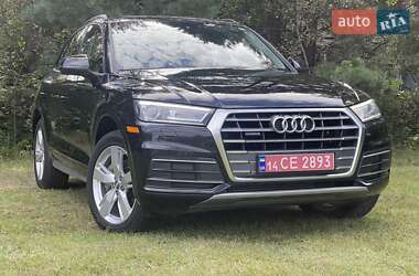 Позашляховик / Кросовер Audi Q5 2017 в Львові
