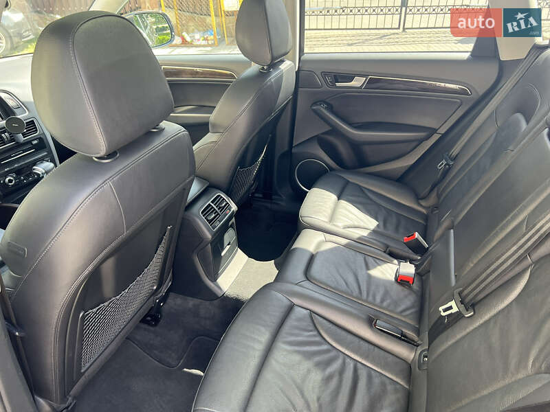 Внедорожник / Кроссовер Audi Q5 2013 в Тернополе