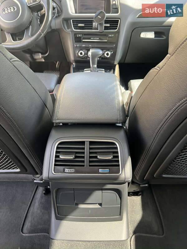 Внедорожник / Кроссовер Audi Q5 2013 в Тернополе