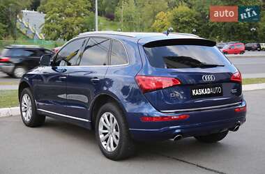 Внедорожник / Кроссовер Audi Q5 2015 в 