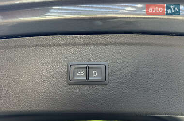 Внедорожник / Кроссовер Audi Q5 2020 в 