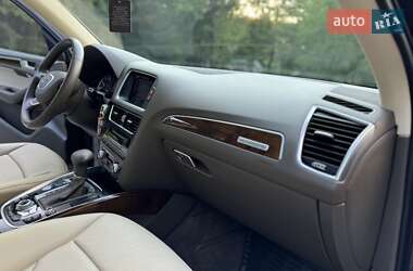 Позашляховик / Кросовер Audi Q5 2015 в 