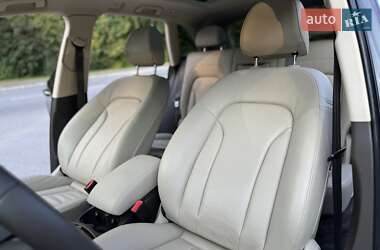 Позашляховик / Кросовер Audi Q5 2015 в 