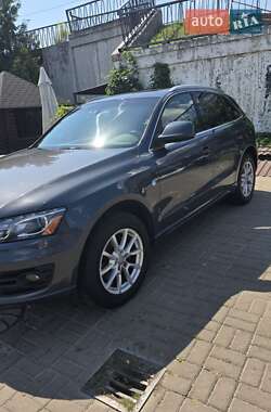 Внедорожник / Кроссовер Audi Q5 2011 в 