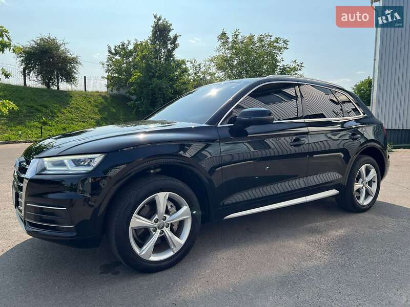 Внедорожник / Кроссовер Audi Q5 2020 в Сумах