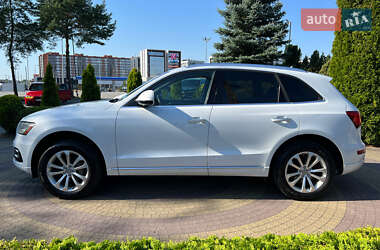 Внедорожник / Кроссовер Audi Q5 2016 в 