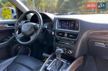 Внедорожник / Кроссовер Audi Q5 2016 в 
