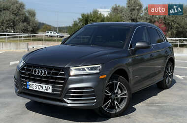 Позашляховик / Кросовер Audi Q5 2020 в Києві