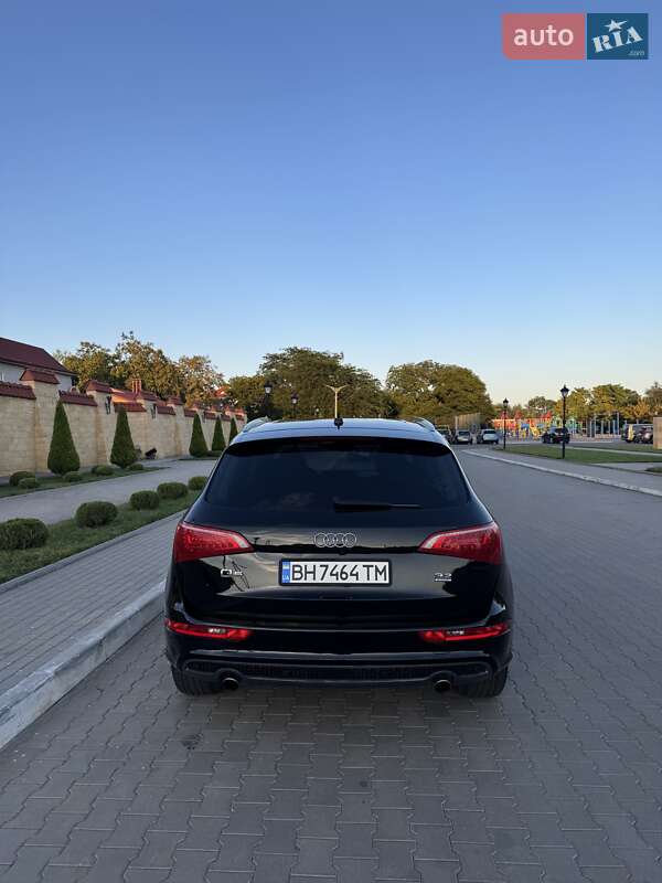 Позашляховик / Кросовер Audi Q5 2011 в Ізмаїлі
