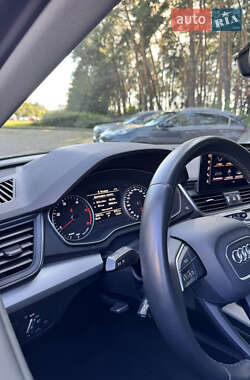 Внедорожник / Кроссовер Audi Q5 2021 в 