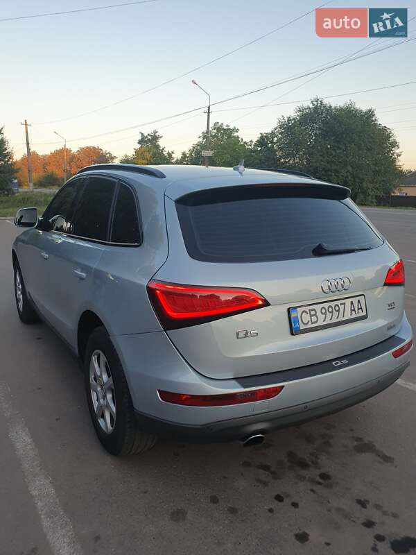 Внедорожник / Кроссовер Audi Q5 2013 в Нежине