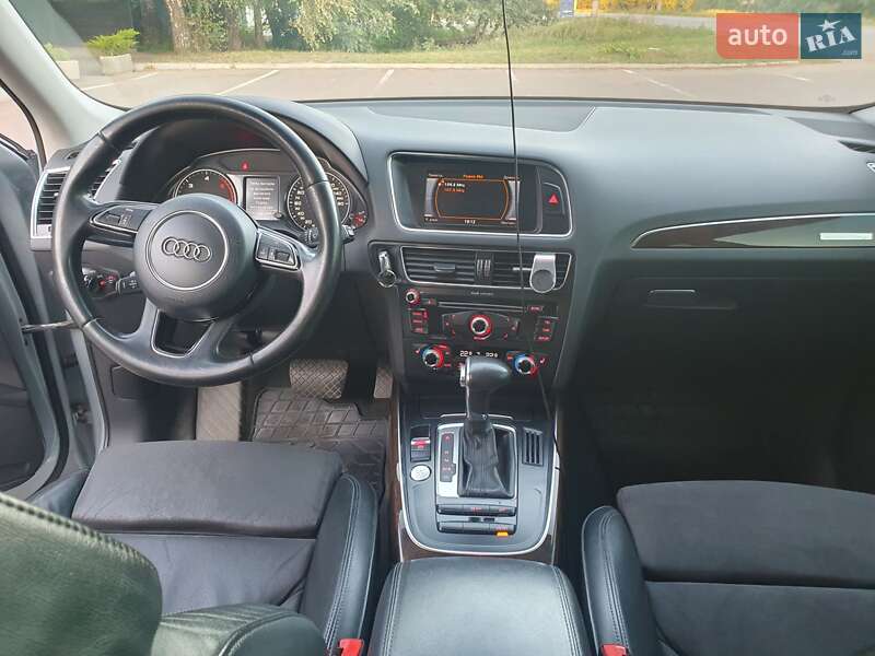 Внедорожник / Кроссовер Audi Q5 2013 в Нежине