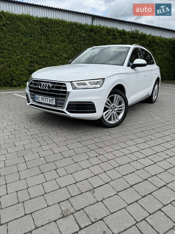 Позашляховик / Кросовер Audi Q5 2020 в Львові