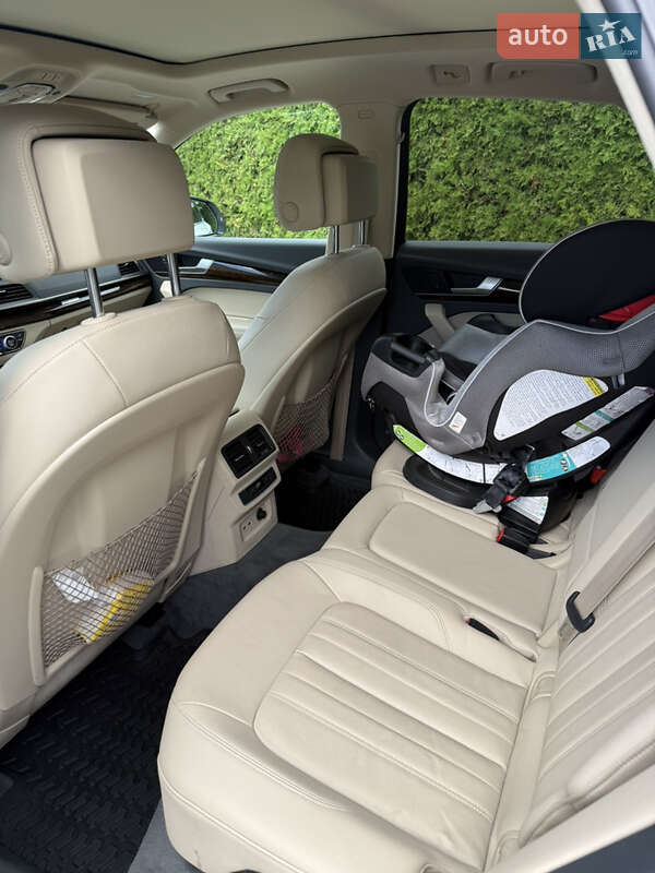 Позашляховик / Кросовер Audi Q5 2020 в Львові