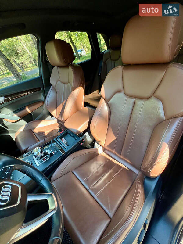 Позашляховик / Кросовер Audi Q5 2018 в Кропивницькому фото 19 Позашляховик / Кросовер Audi Q5 2018 в Кропивницькому