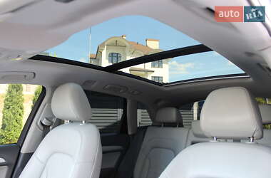 Позашляховик / Кросовер Audi Q5 2015 в 