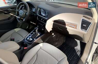 Внедорожник / Кроссовер Audi Q5 2015 в 