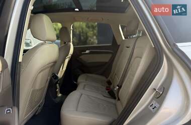 Внедорожник / Кроссовер Audi Q5 2015 в 