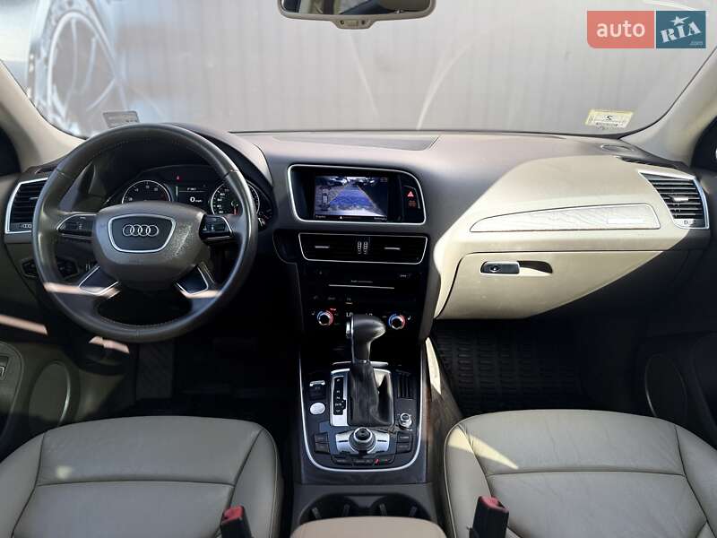 Позашляховик / Кросовер Audi Q5 2015 в Львові