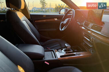 Внедорожник / Кроссовер Audi Q5 2020 в 