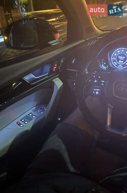 Внедорожник / Кроссовер Audi Q5 2018 в 