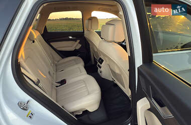 Внедорожник / Кроссовер Audi Q5 2023 в 