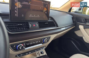 Внедорожник / Кроссовер Audi Q5 2023 в 