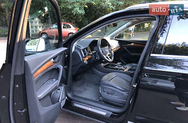 Внедорожник / Кроссовер Audi Q5 2023 в 