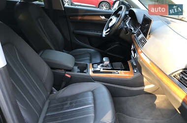 Внедорожник / Кроссовер Audi Q5 2023 в 