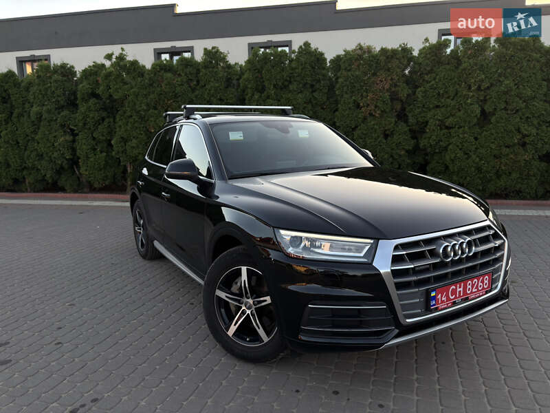 Внедорожник / Кроссовер Audi Q5 2020 в 