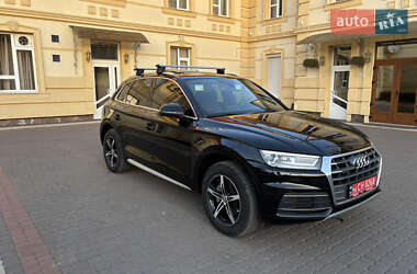 Внедорожник / Кроссовер Audi Q5 2020 в 