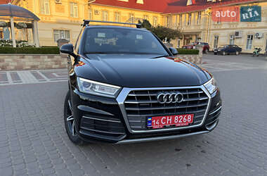Внедорожник / Кроссовер Audi Q5 2020 в 