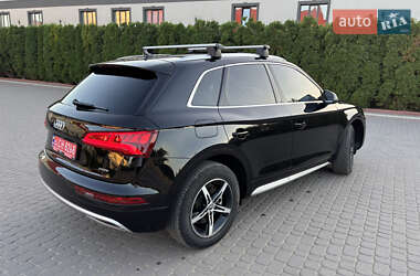 Внедорожник / Кроссовер Audi Q5 2020 в 