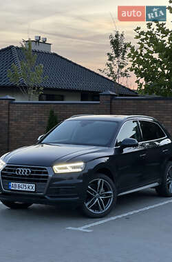 Внедорожник / Кроссовер Audi Q5 2018 в 